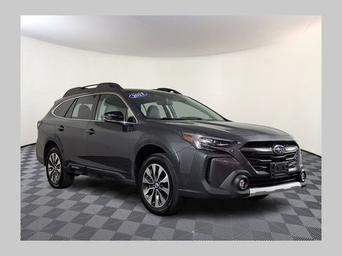 Used 2023 Subaru Outback Limited AWD/4WD image 1
