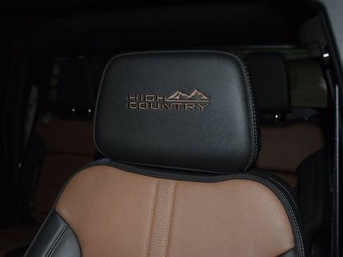 Used 2024 Chevrolet Silverado 1500 High Country w/ Technology Package image 44