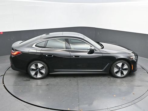 New 2026 BMW i4 eDrive40 RWD image 39