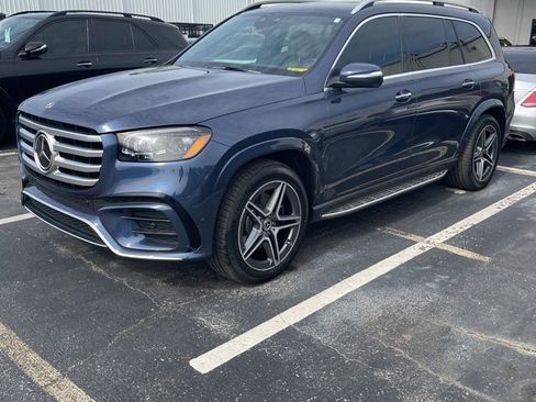 Used 2024 Mercedes-Benz GLS 450 4MATIC image 1