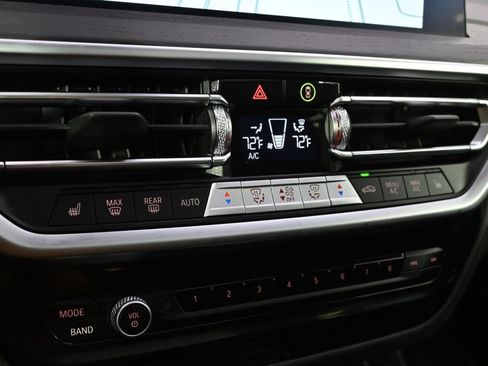 Used 2024 BMW X3 xDrive30i image 29