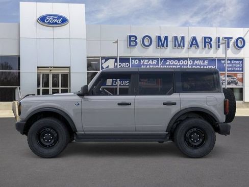 New 2026 Ford Bronco Outer Banks AWD/4WD image 3