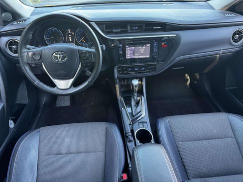 Certified 2018 Toyota Corolla SE FWD image 11