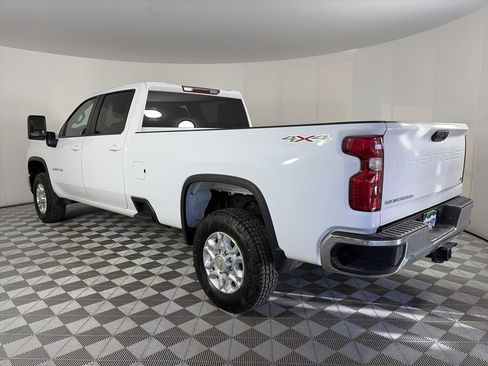 Used 2024 Chevrolet Silverado 3500 LT image 5