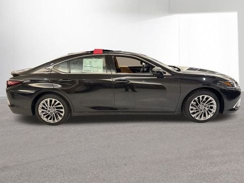New 2025 Lexus ES 350 Ultra Luxury image 36