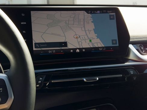 Used 2025 BMW X1 xDrive28i w/ M Sport Package image 16