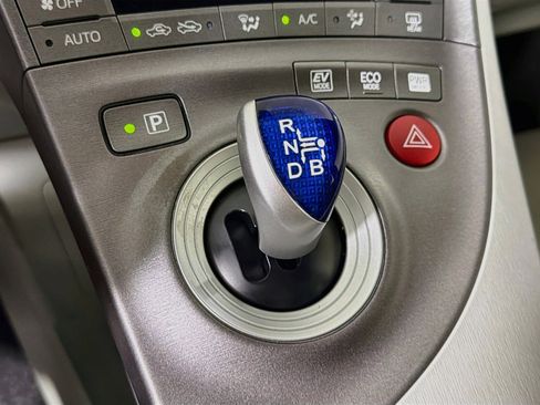 Used 2015 Toyota Prius Four FWD image 24
