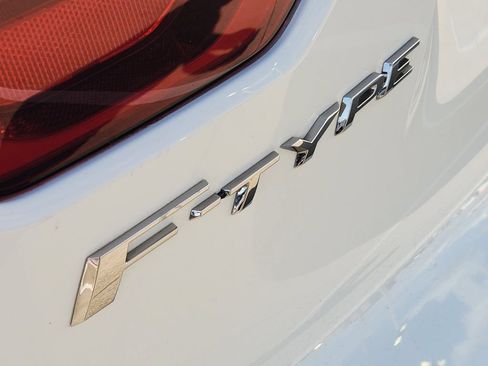 Used 2023 Jaguar F-TYPE Convertible RWD image 12