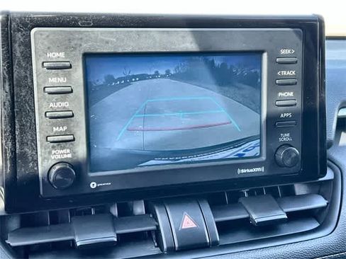 Used 2022 Toyota RAV4 LE image 26