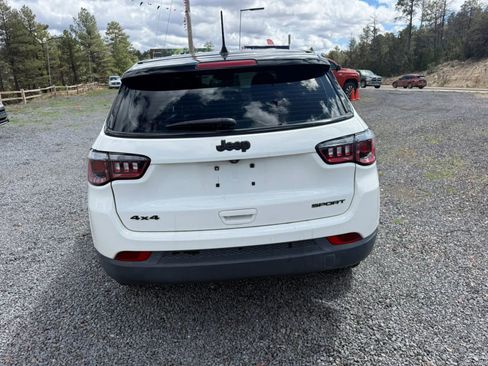 Used 2020 Jeep Compass Sport AWD/4WD image 4