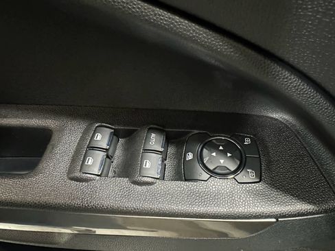 Used 2022 Ford EcoSport SE w/ SE Convenience Package image 14