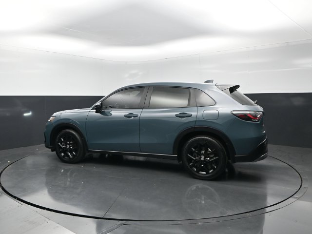 Used 2025 Honda HR-V Sport image 2