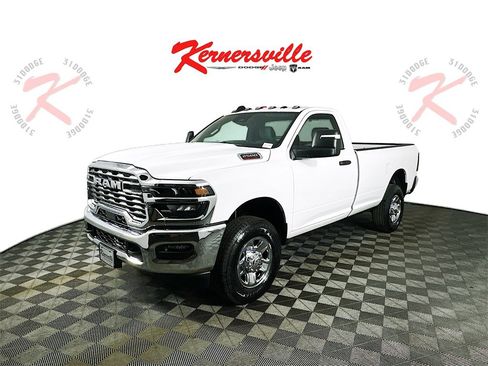 New 2026 RAM 2500 Tradesman w/ Chrome Appearance Group image 3