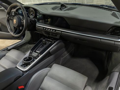 Used 2020 Porsche 911 Carrera w/ Premium Package RWD image 45