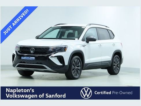 Certified 2023 Volkswagen Taos S image 1
