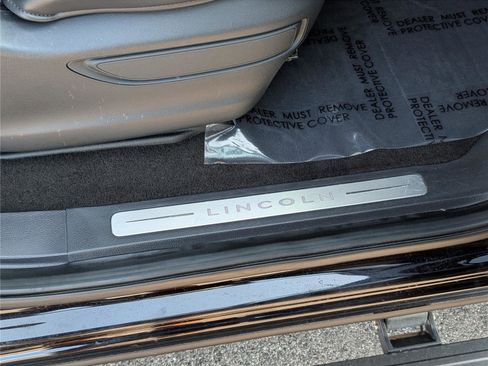 Used 2023 Lincoln Navigator L Reserve image 10