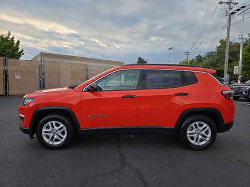 Used 2020 Jeep Compass Sport w/ Cold Weather Group FWD image 7