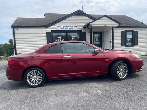 Used 2013 Chrysler 200 Limited FWD image 13