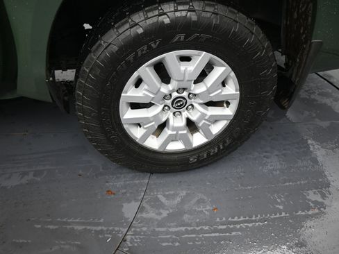 Used 2022 Nissan Frontier SV image 20