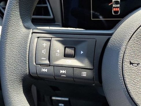 New 2025 Nissan Kicks SV AWD/4WD image 21