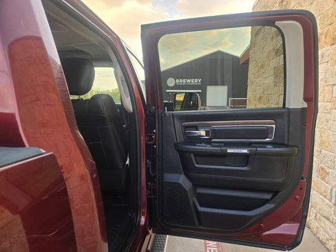 Used 2017 RAM 2500 Laramie w/ Off Road Package image 10