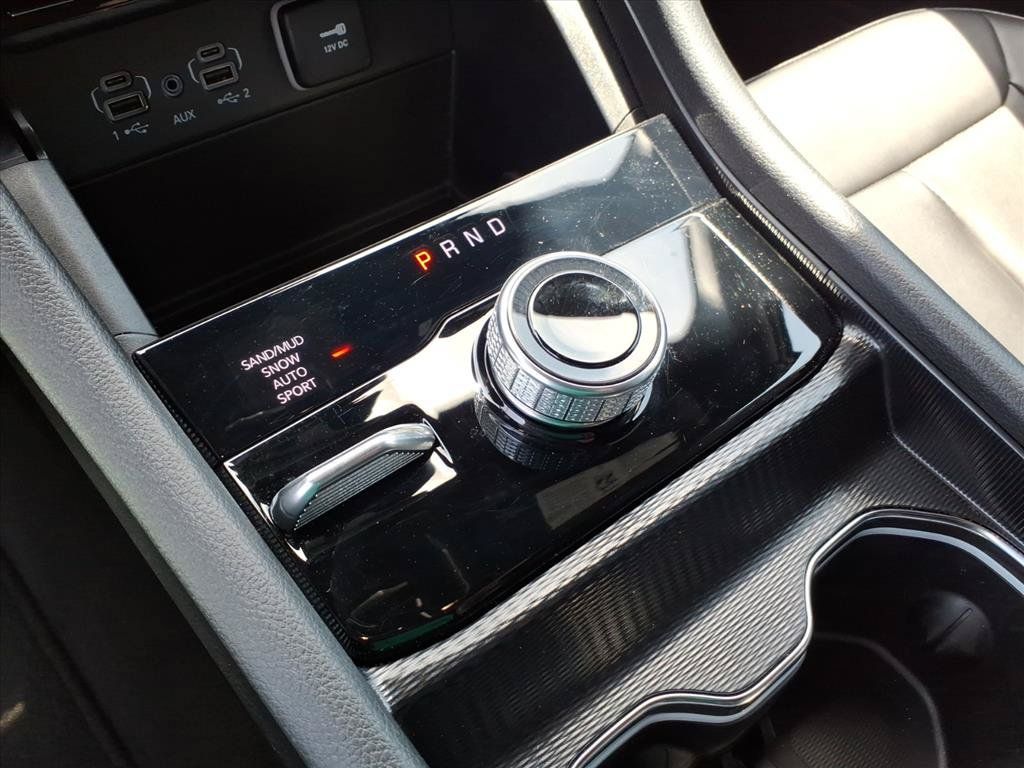 Used 2025 Jeep Grand Cherokee Limited AWD/4WD image 32