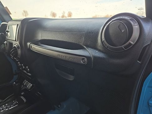 Used 2018 Jeep Wrangler Sport image 73