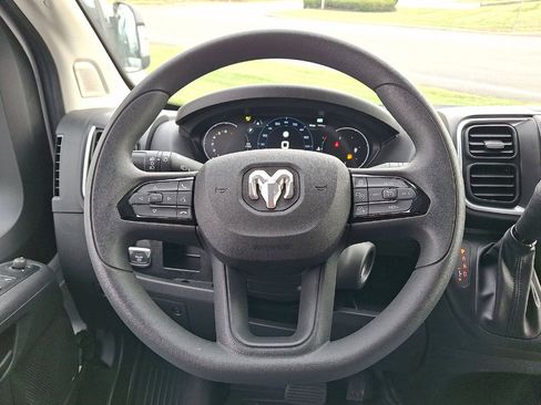 Used 2025 RAM ProMaster 3500 w/ Crew Van Package image 8