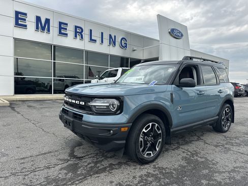 Used 2023 Ford Bronco Sport Outer Banks w/ Tech Package AWD/4WD image 1