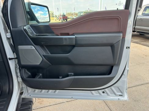 Used 2023 Ford F150 Lariat w/ Equipment Group 502A High image 33