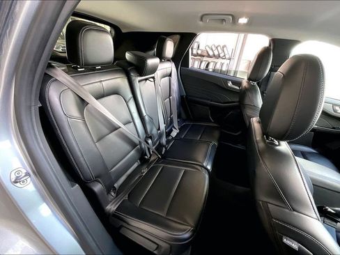 Used 2024 Ford Escape Platinum AWD/4WD image 15