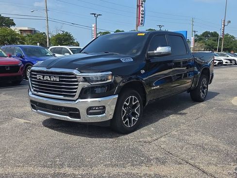 Used 2026 RAM 1500 Laramie AWD/4WD image 8