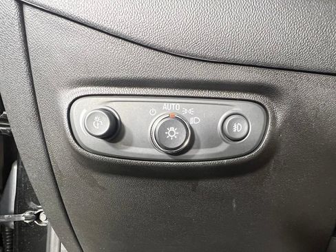 Certified 2020 Chevrolet Equinox LT FWD image 30