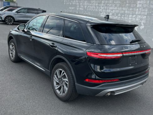 Used 2023 Lincoln Corsair AWD w/ Equipment Group 101A image 2