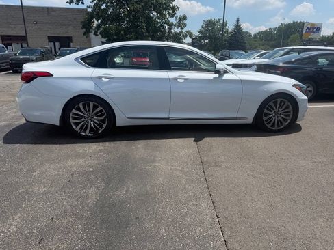 Used 2018 Genesis G80 5.0 Ultimate RWD image 3