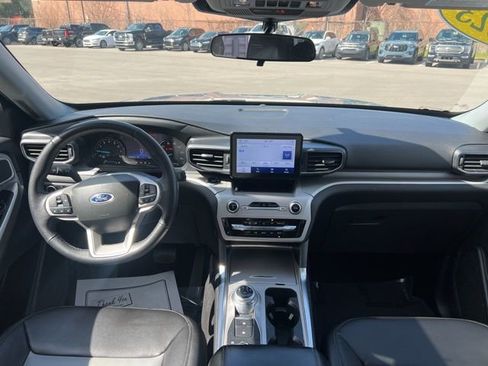 Used 2023 Ford Explorer XLT w/ Equipment Group 202A image 20