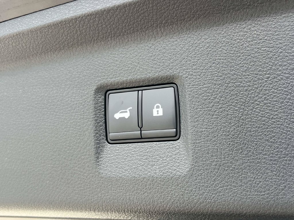 Used 2025 INFINITI QX60 Luxe FWD image 11