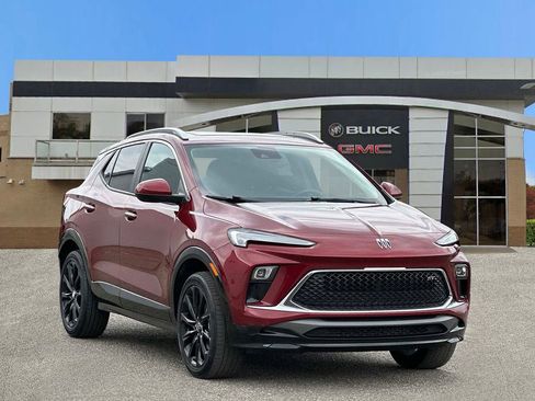 Used 2024 Buick Encore GX Sport Touring w/ Experience Buick Package AWD/4WD image 8