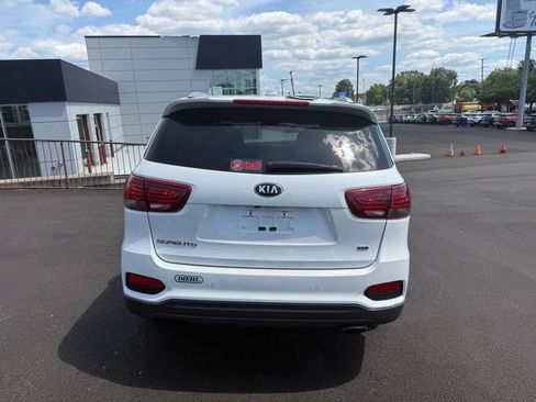 Used 2019 Kia Sorento AWD w/ LX Convenience Package image 7