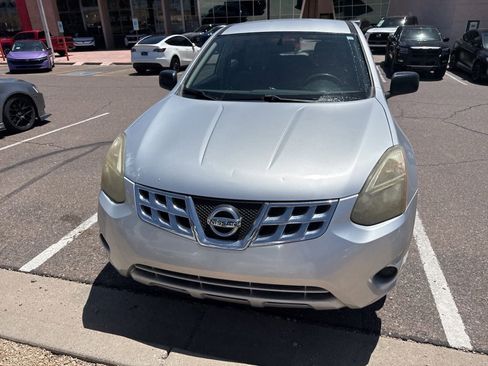 Used 2015 Nissan Rogue S FWD image 4