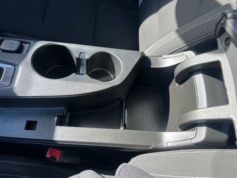 Used 2021 Chevrolet Camaro LT image 25