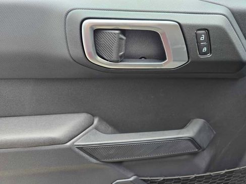 New 2026 Ford Bronco 4-Door image 18