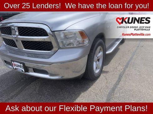 Used 2019 RAM 1500 Classic SLT w/ Luxury Group AWD/4WD image 4