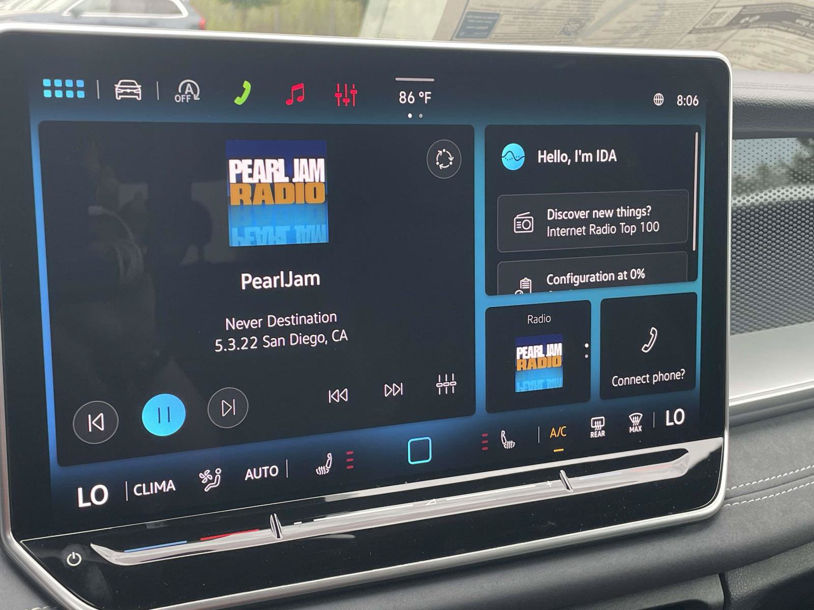 New 2026 Volkswagen Tiguan SE R-Line FWD image 27