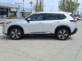 Used 2023 Nissan Rogue Platinum w/ Platinum Premium Package image 2