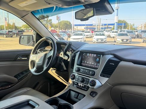 Used 2018 GMC Yukon SLT image 10