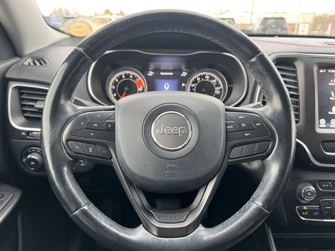 Used 2020 Jeep Cherokee Trailhawk w/ Comfort/Convenience Group image 26