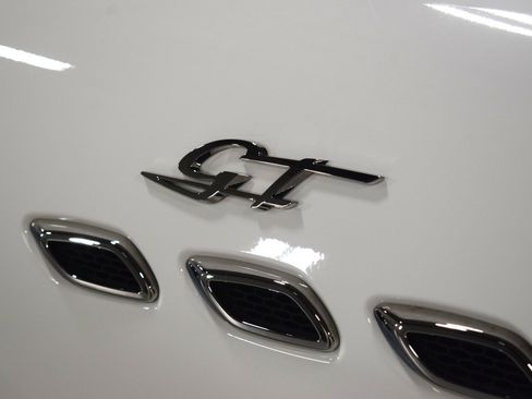 Certified 2022 Maserati Levante GT image 13