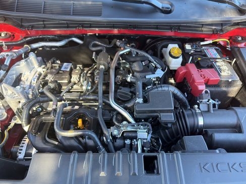 New 2026 Nissan Kicks SR image 11