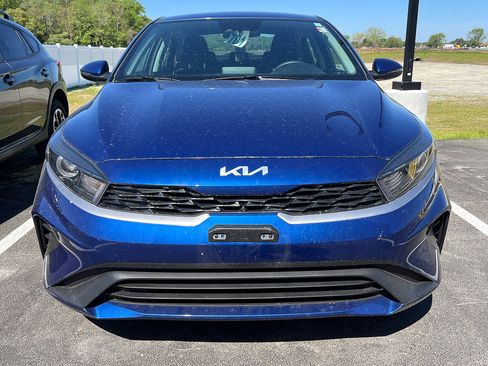 Used 2024 Kia Forte LXS w/ LXS Technology Package image 8